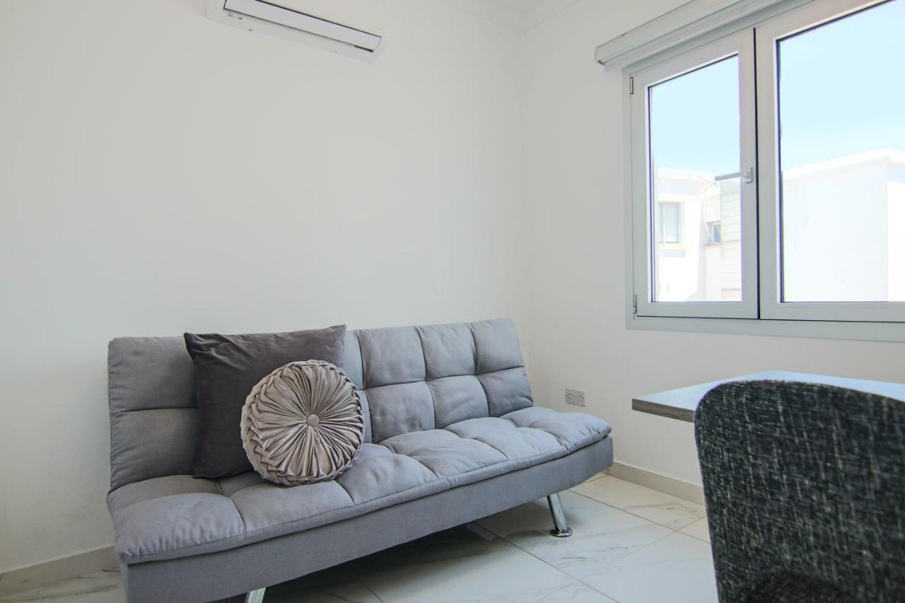 Appartamento Phaedrus Living: Seaside Luxury Flat Lighthouse 66 Paphos Esterno foto